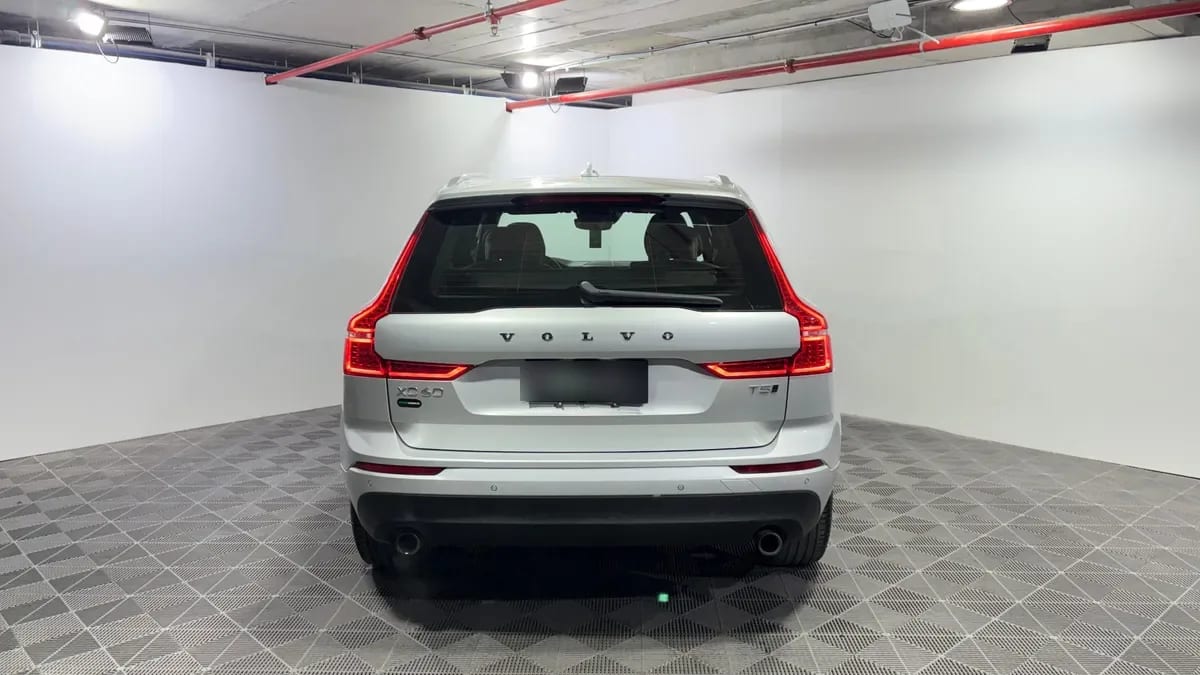 Volvo Xc60 2.0 T5 Cross Country Momentum At 4x4 año 2018