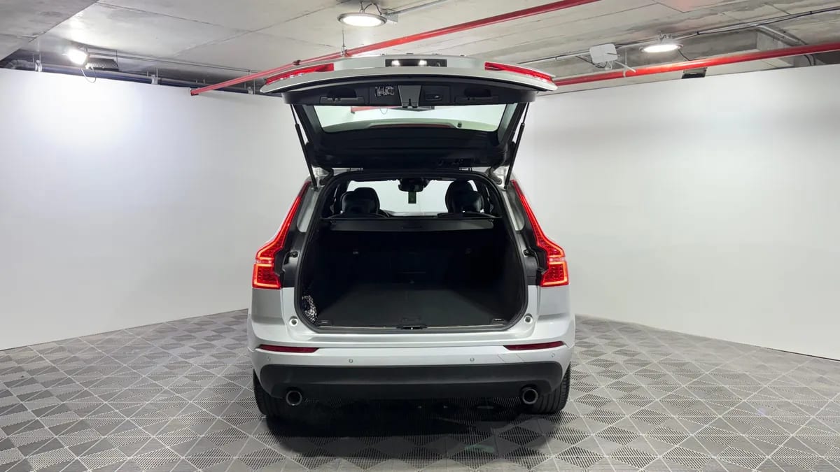 Volvo Xc60 2.0 T5 Cross Country Momentum At 4x4 año 2018