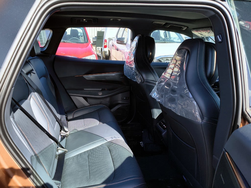 Lynk&Co 08 1.5 Hibrido 4x2 T/a Halo año 2026