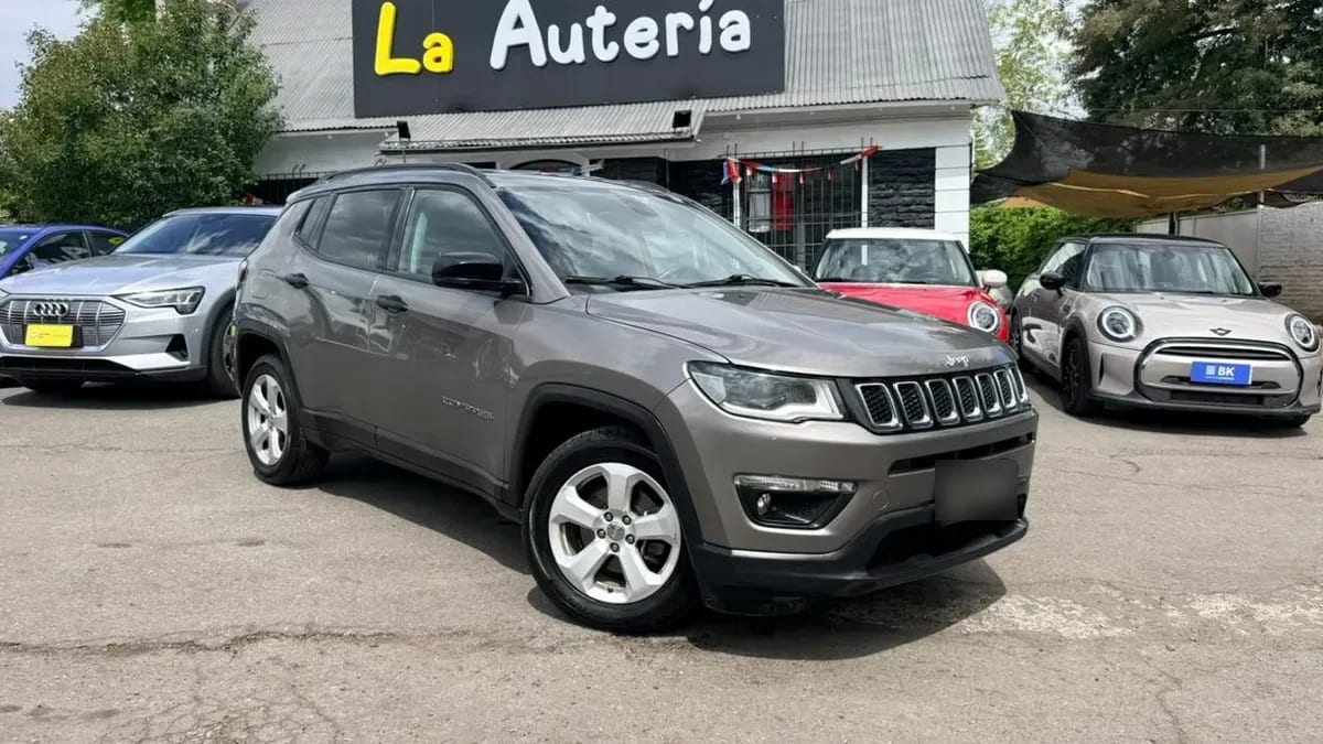 Jeep Compass Sport 2.4 Aut año 2018