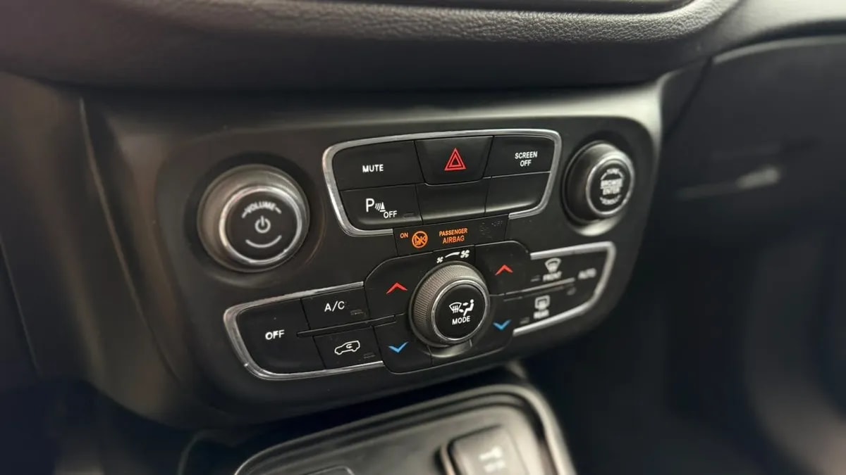 Jeep Compass Sport 2.4 Aut año 2018