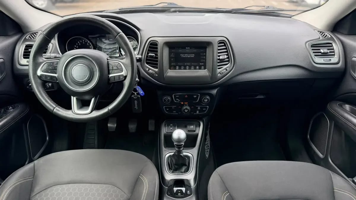 Jeep Compass Sport 2.4 Aut año 2018