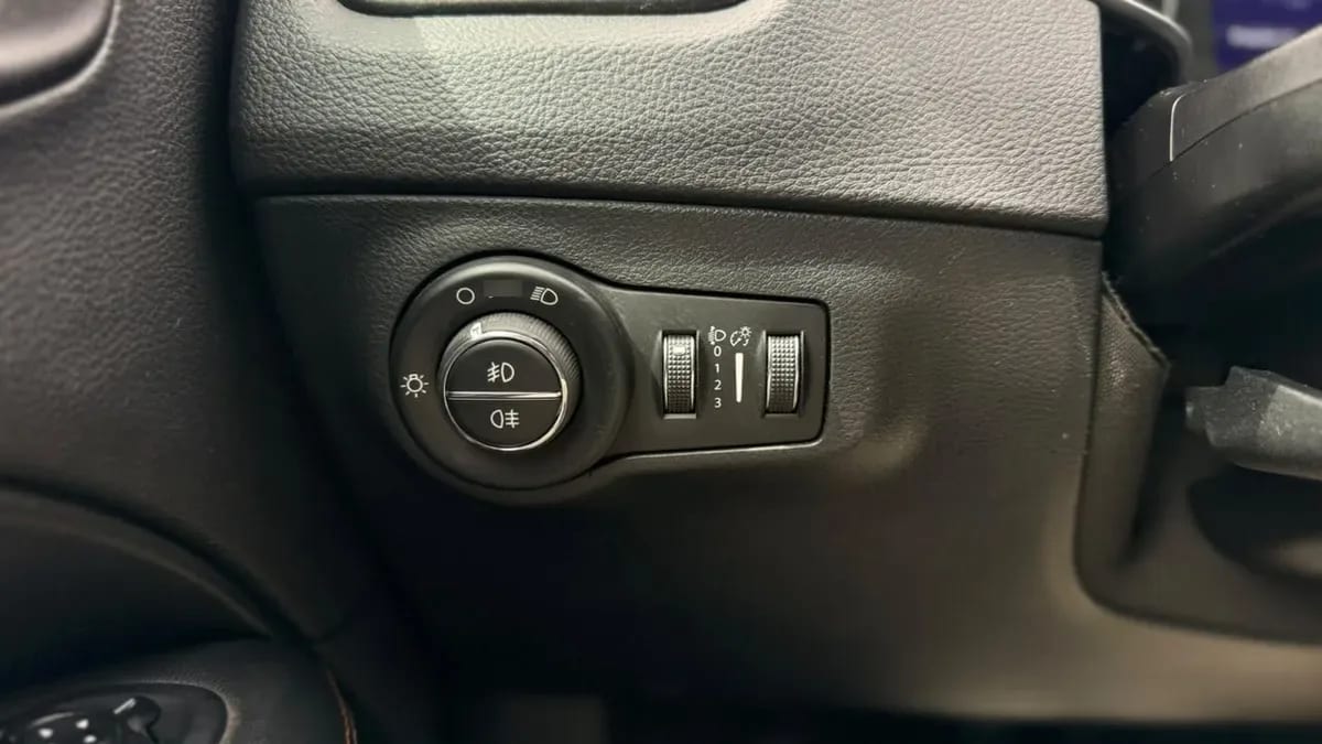 Jeep Compass Sport 2.4 Aut año 2018