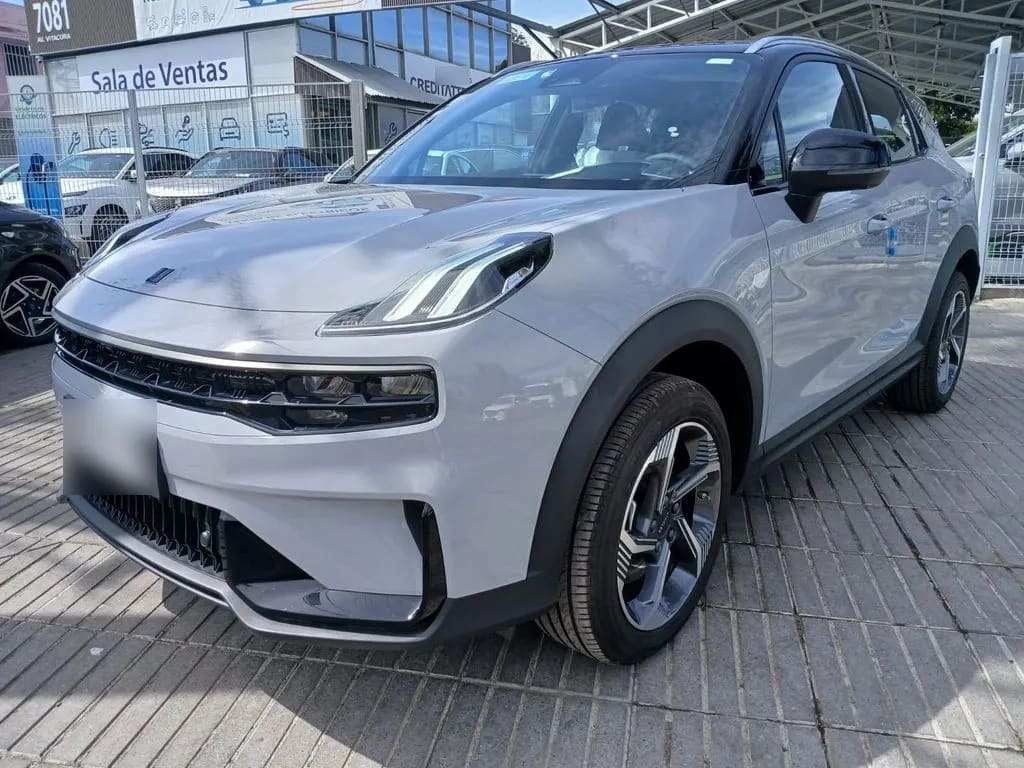 Lynk&Co 06 06 1.5t At Halo año 2027