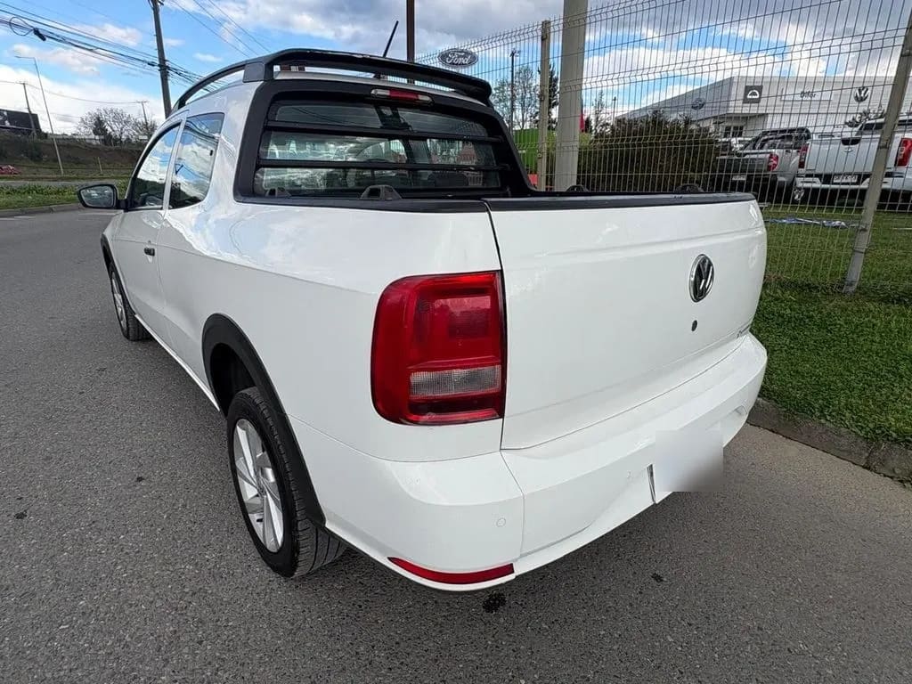 Volkswagen Saveiro 1.6 Mt año 2023