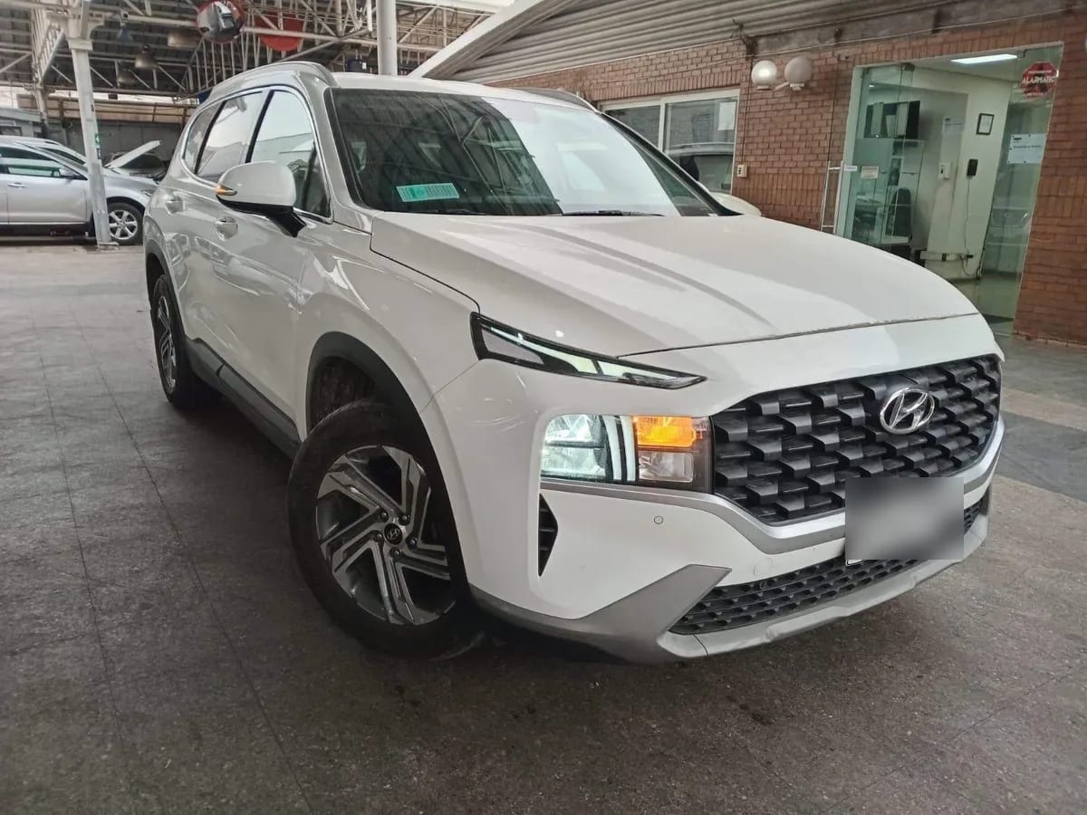 Hyundai Santa Fe 2.2 Value Fl Crdi Diesel 4wd At 5p año 2024
