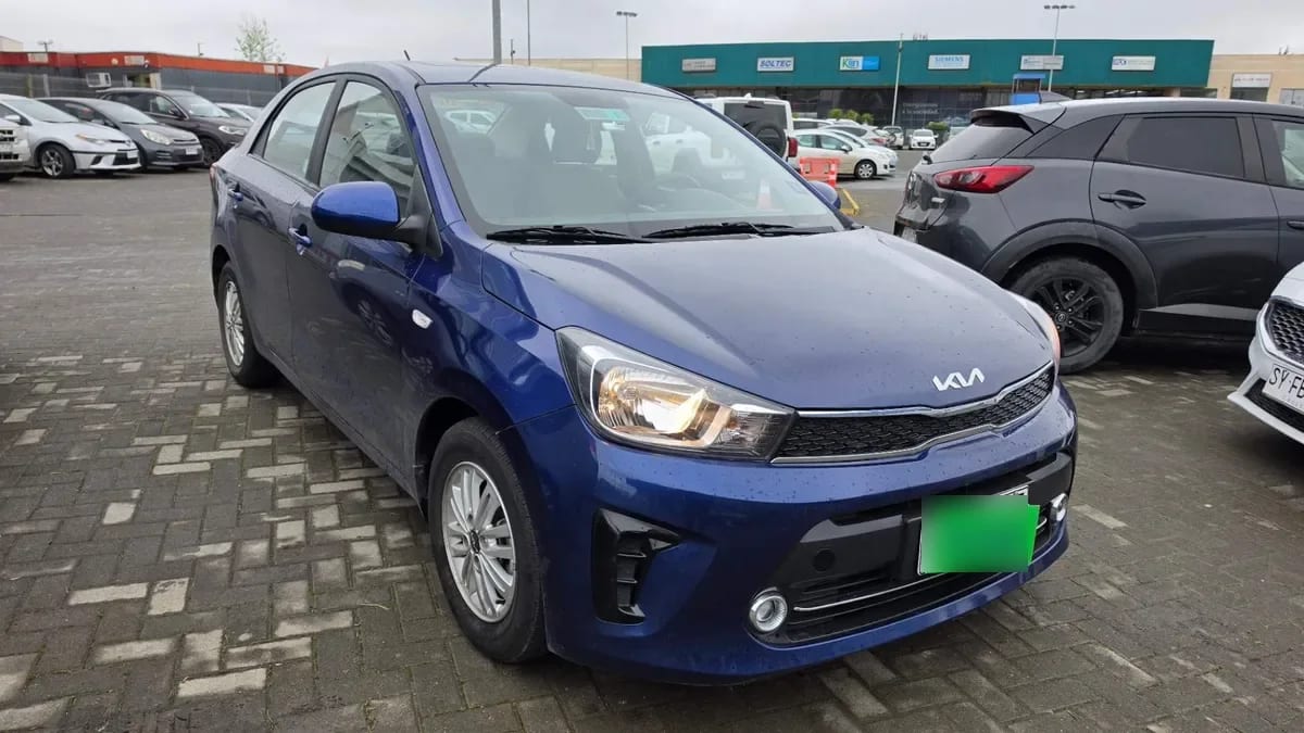 Kia Soluto 1.4 Ex Full 4x2 Srf Mt 4p año 2024