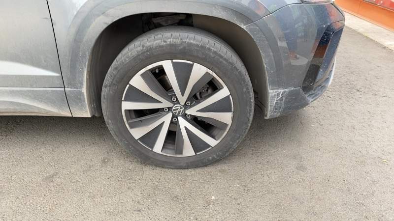 Volkswagen Taos 1.4 Tsi Highline 4x2 At 5p año 2022