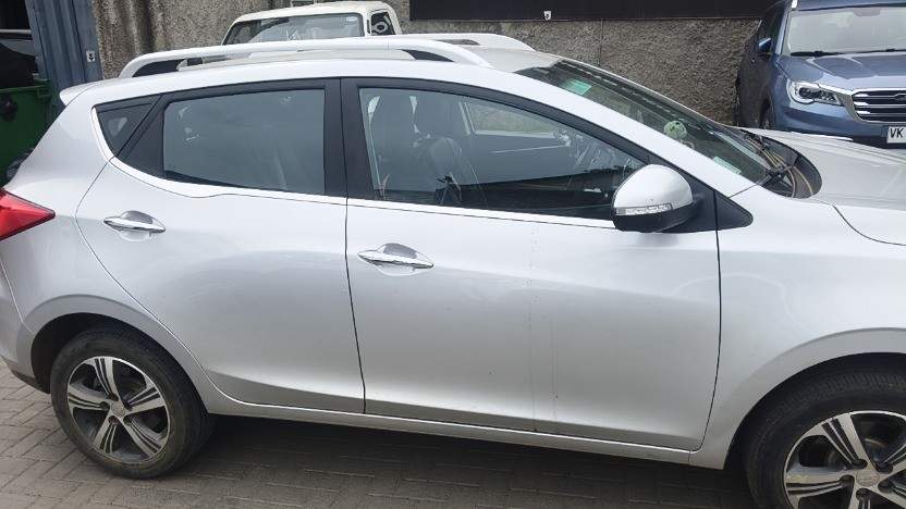 JAC Js2 1.5 Luxury 4x2 Mt 5p año 2021
