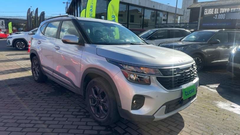 Kia Seltos 1.5 Ex 4x2 6mt 5p año 2024