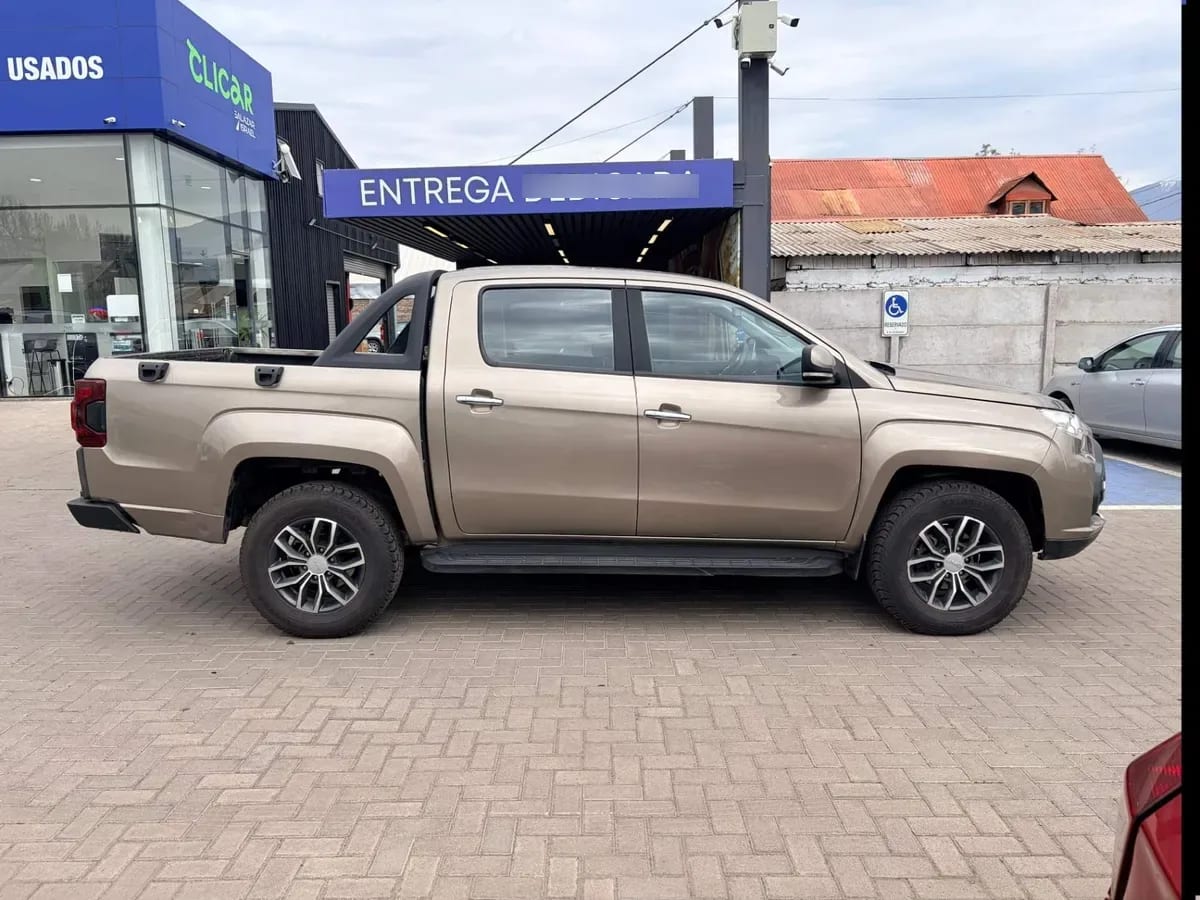 JMC Vigus 2.4 Plus Diesel 4x4 Euro5 Mt 4p año 2023