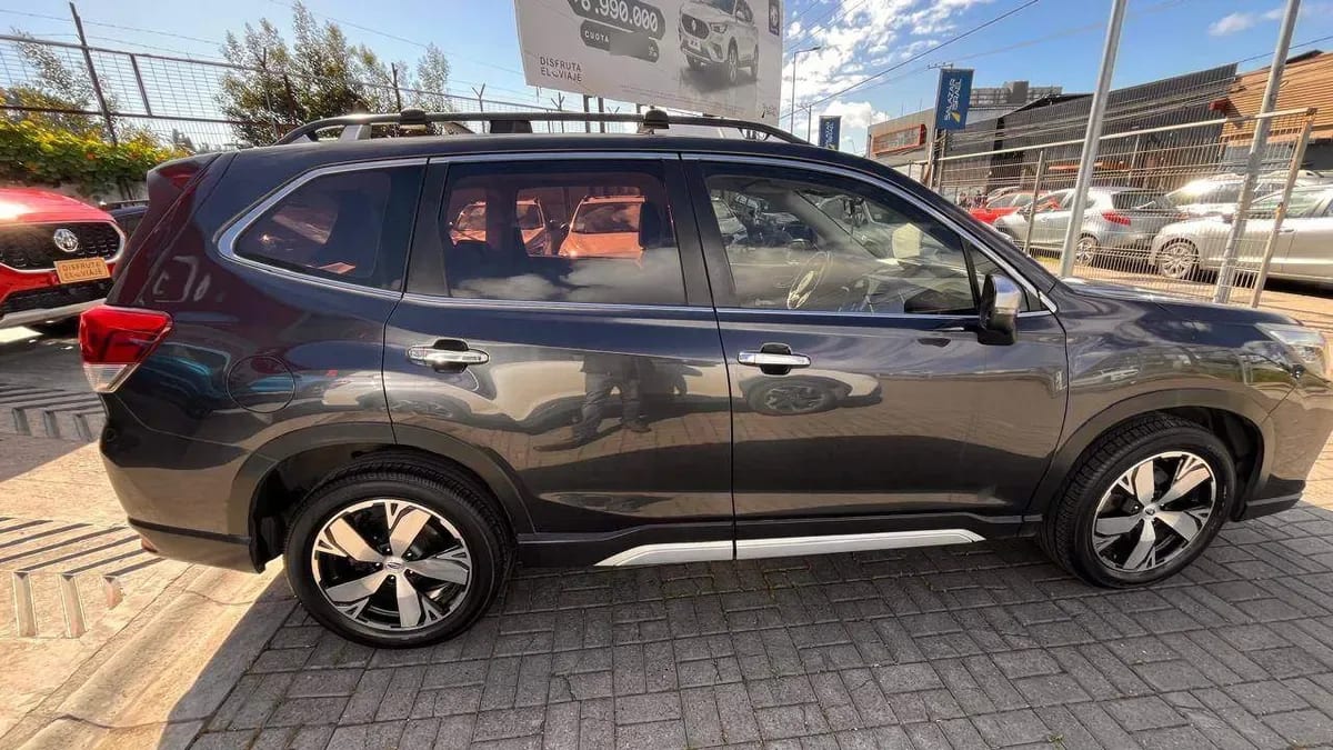 Subaru Forester 2.0i Limited Eyesight Awd At 5p año 2020