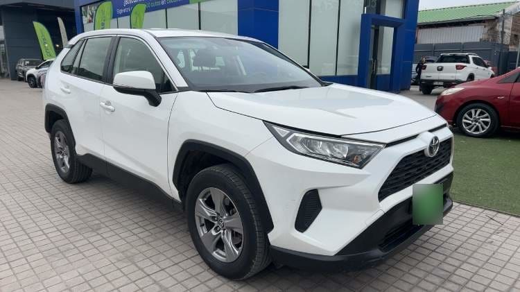 Toyota Rav 4 2.0 Le 4x2 Cvt At 5p año 2023