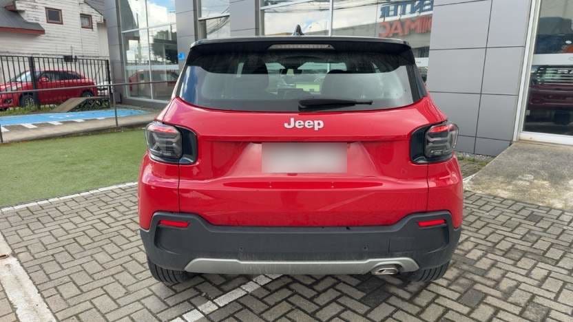 Jeep Avenger 1.2t Altitude 2wd Mt 5p año 2026