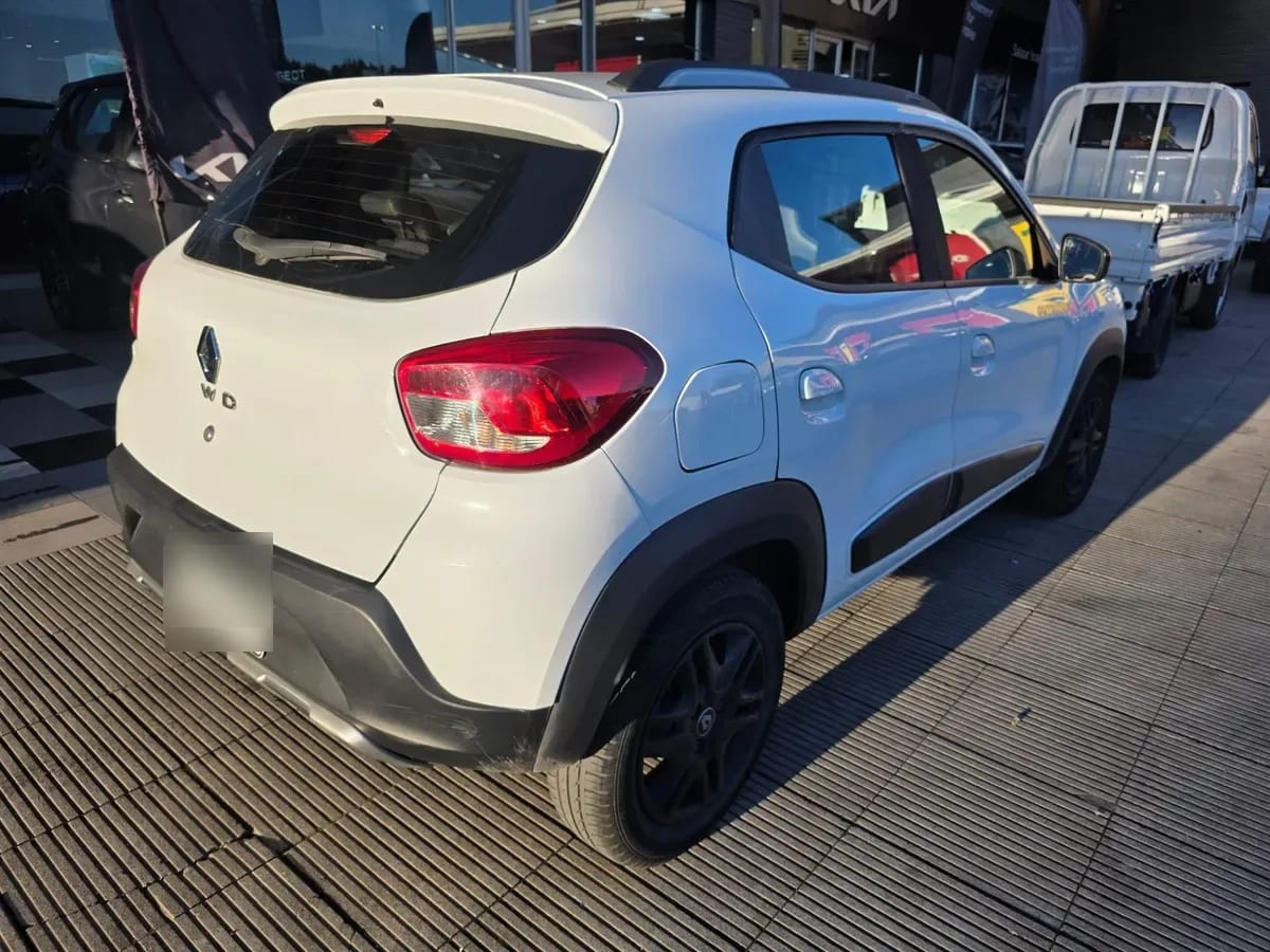 Renault Kwid 1.0 Outsider 4x2 Hb Mt 5p año 2021