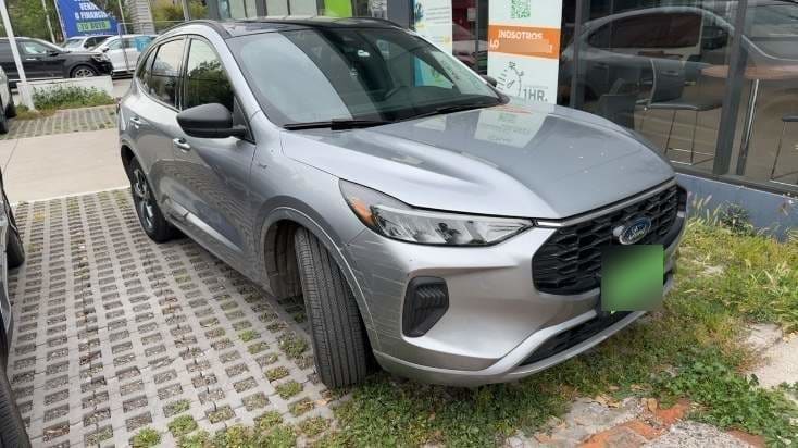 Ford Escape 2.5 St Line Fhev Hybrid Fwd At 5p año 2024