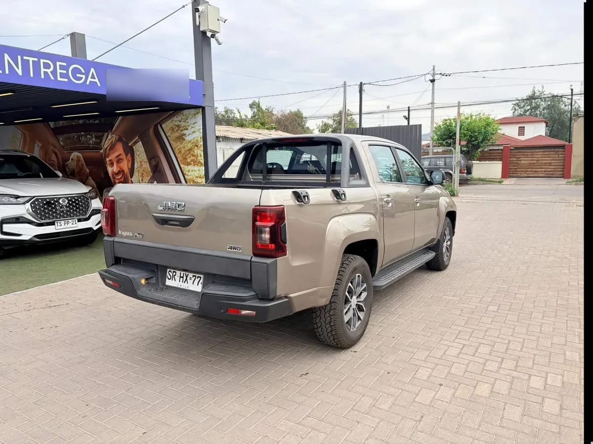 JMC Vigus 2.4 Plus Diesel 4x4 Euro5 Mt 4p año 2023