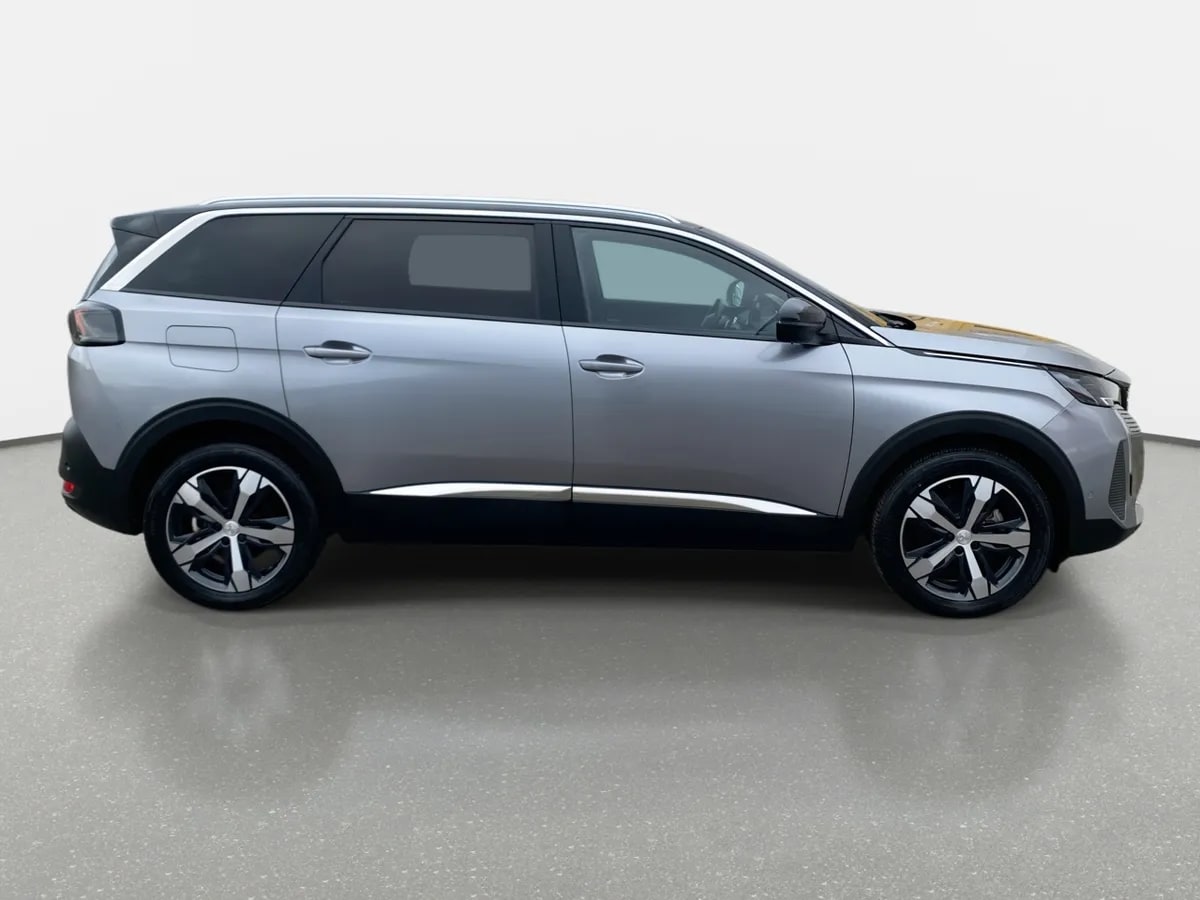 Peugeot 5008 1.5 Allure Pack Bluehdi 130 4x2 Eat8 5p año 2024