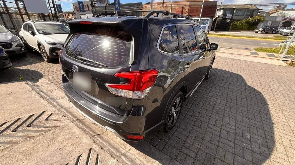 Subaru Forester 2.0i Limited Eyesight Awd At 5p año 2020