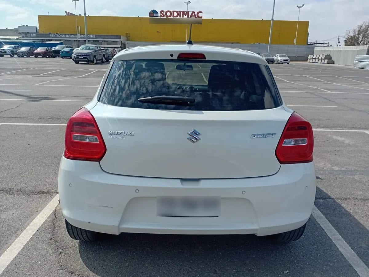 Suzuki Swift 1.2 Gl Sport Amt 4x2 Hb At 5p año 2024