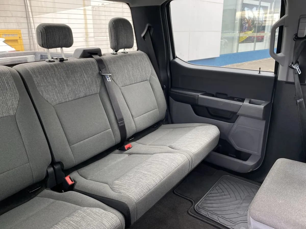 Ford F-150 3.3 Xlt Cc Dob. Cab. 4x2 At 4p año 2022