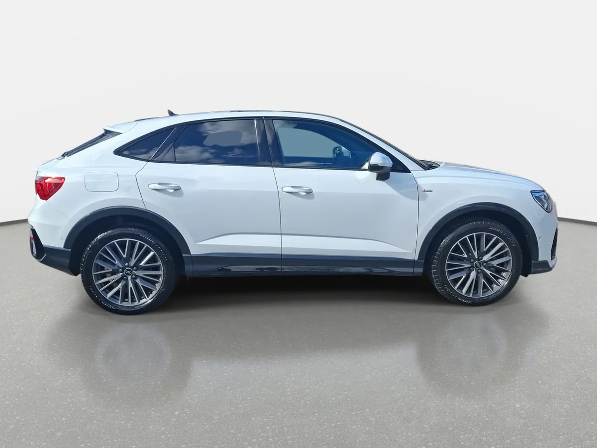 Audi Q3 1.5 35 Tfsi S-Line Sportback 4x2 S-Tronic At 5p año 2026