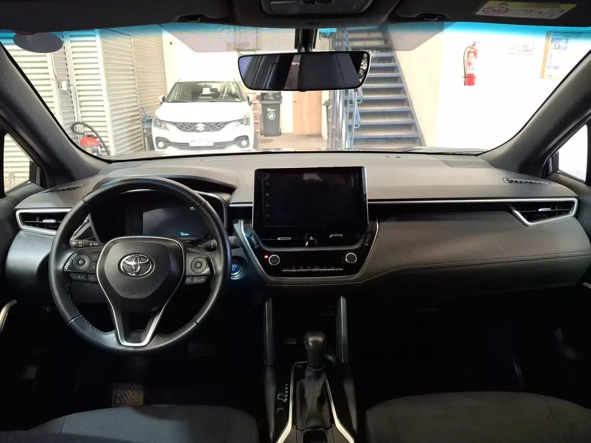 Toyota Corolla Cross 1.8 Xei Hybrid 4x2 Cvt At 5p año 2025