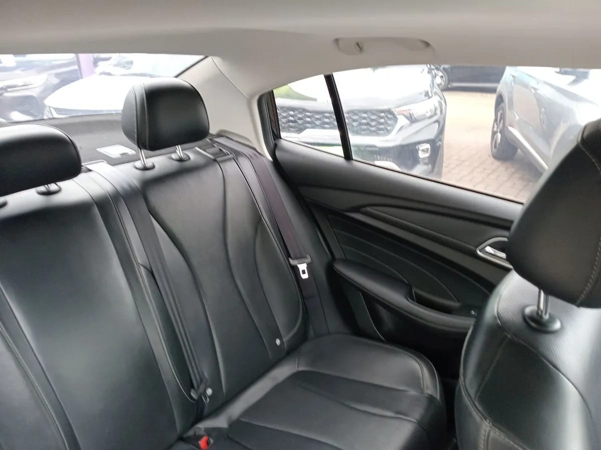 MG 5 1.5 Dlx 4x2 Mt 4p año 2024