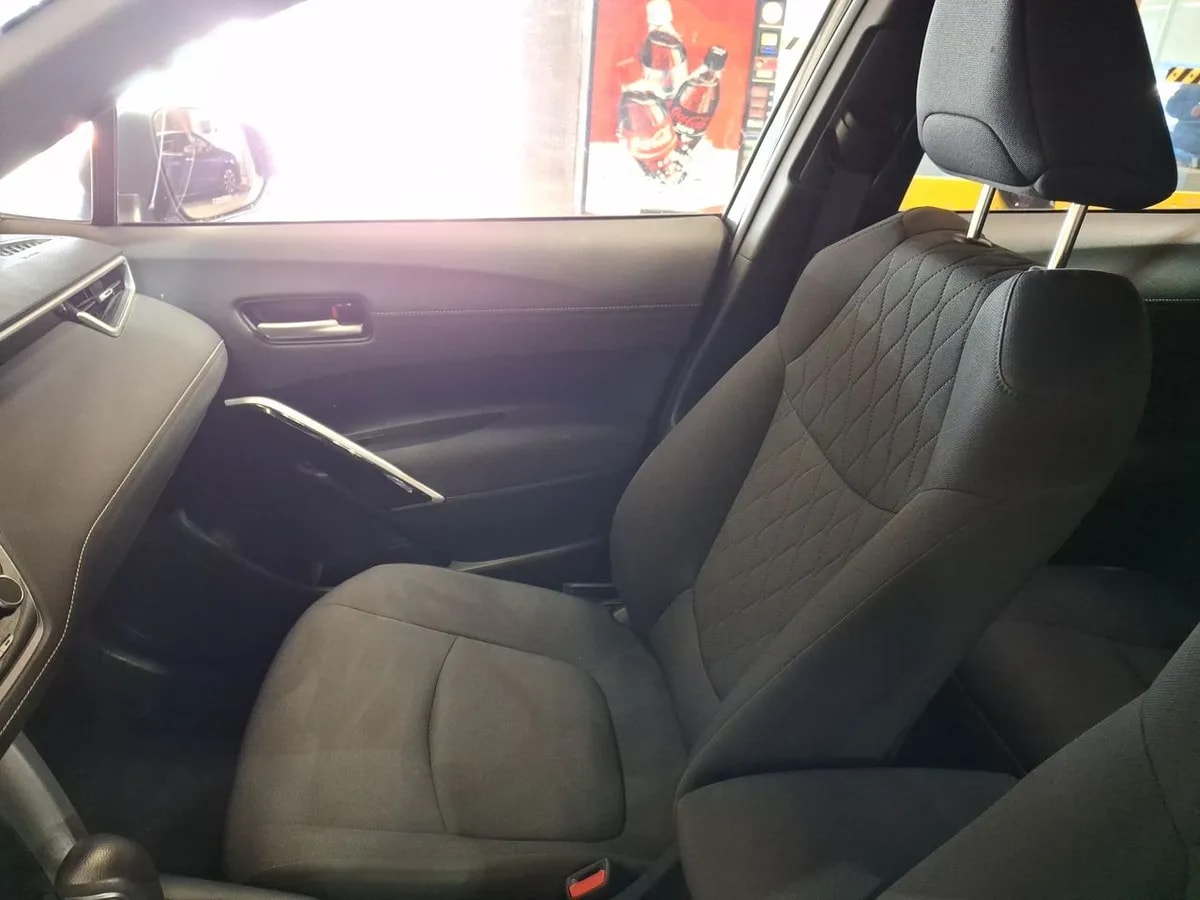 Toyota Corolla Cross 1.8 Xei Hybrid 4x2 Cvt At 5p año 2025