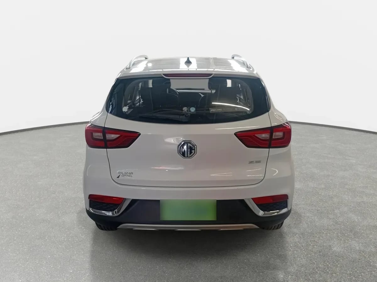 MG Mg Zs 1.5 Std 4x2 Mt 5p año 2023
