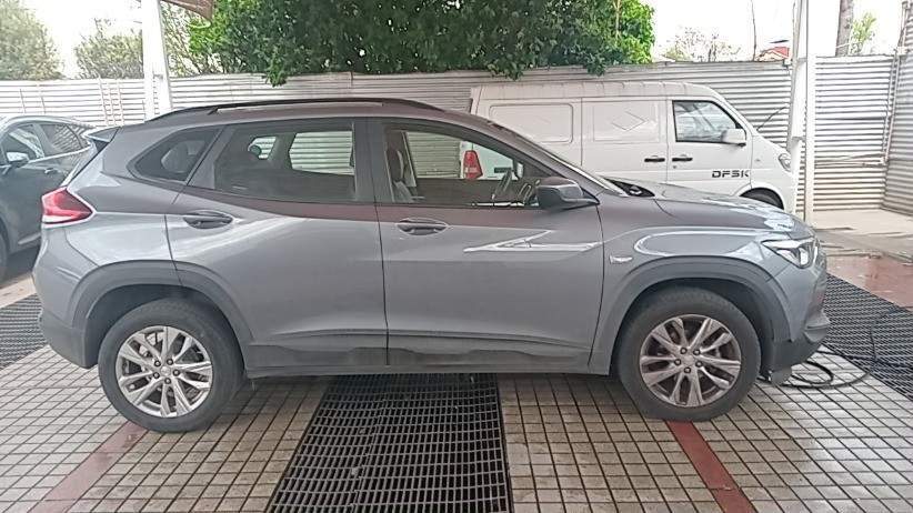 Chevrolet Tracker 1.2t Ltz Fwd Mt 5p año 2022