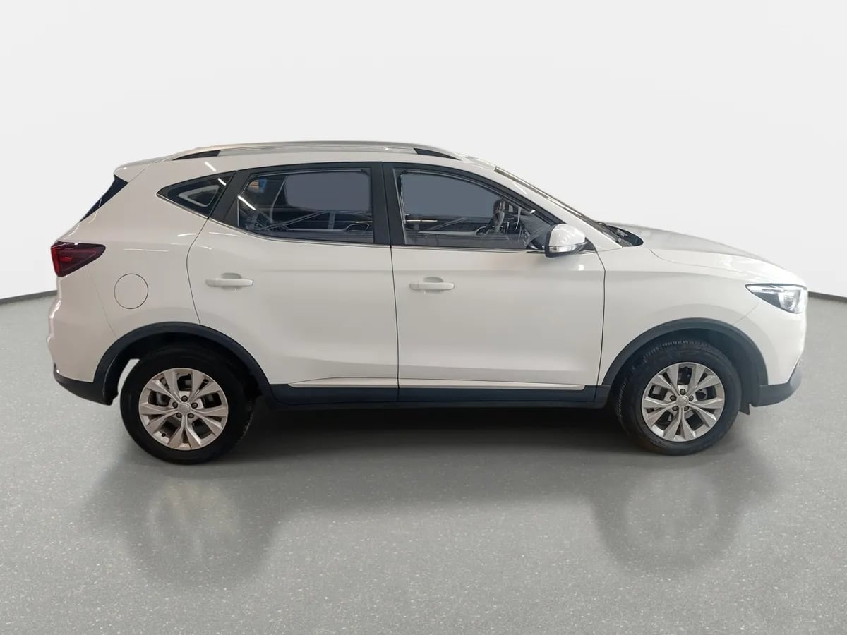 MG Mg Zs 1.5 Std 4x2 Mt 5p año 2023