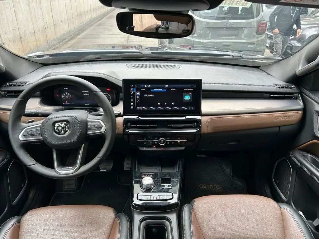 Ram Rampage 2.0 Laramie Diesel 4x4 Dob. Cab. At 4p año 2024