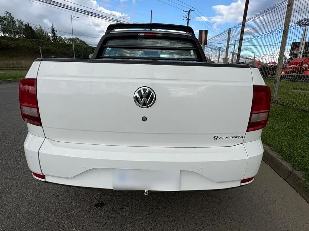 Volkswagen Saveiro 1.6 Mt año 2023