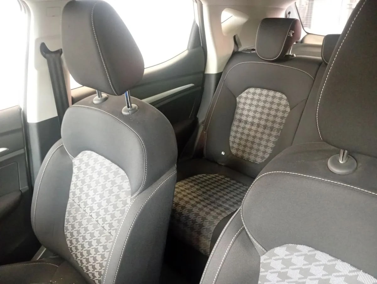 MG Mg Zs 1.5 Std 4x2 Mt 5p año 2023