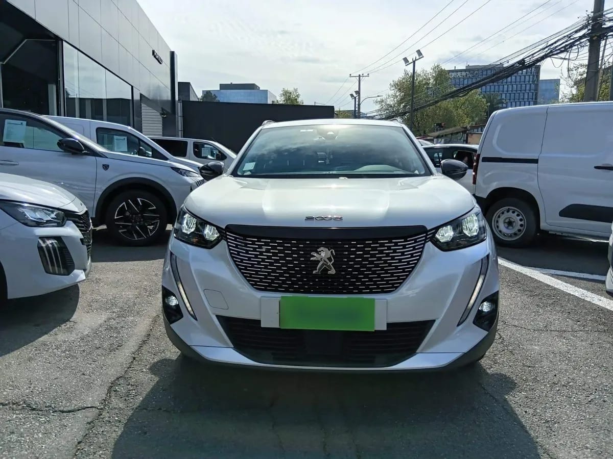 Peugeot 2008 1.2 Allure Puretech 130 4x2 At 5p año 2022