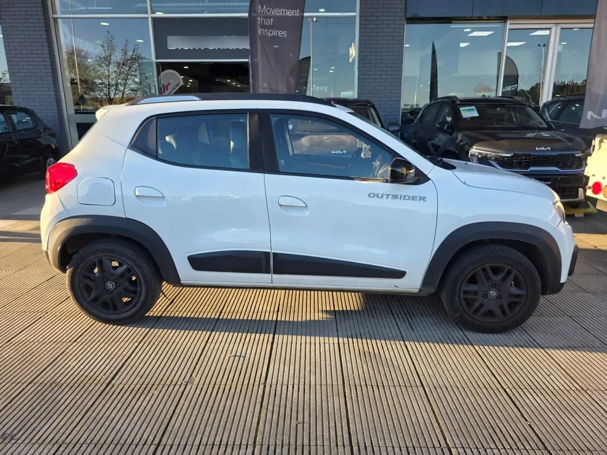 Renault Kwid 1.0 Outsider 4x2 Hb Mt 5p año 2021