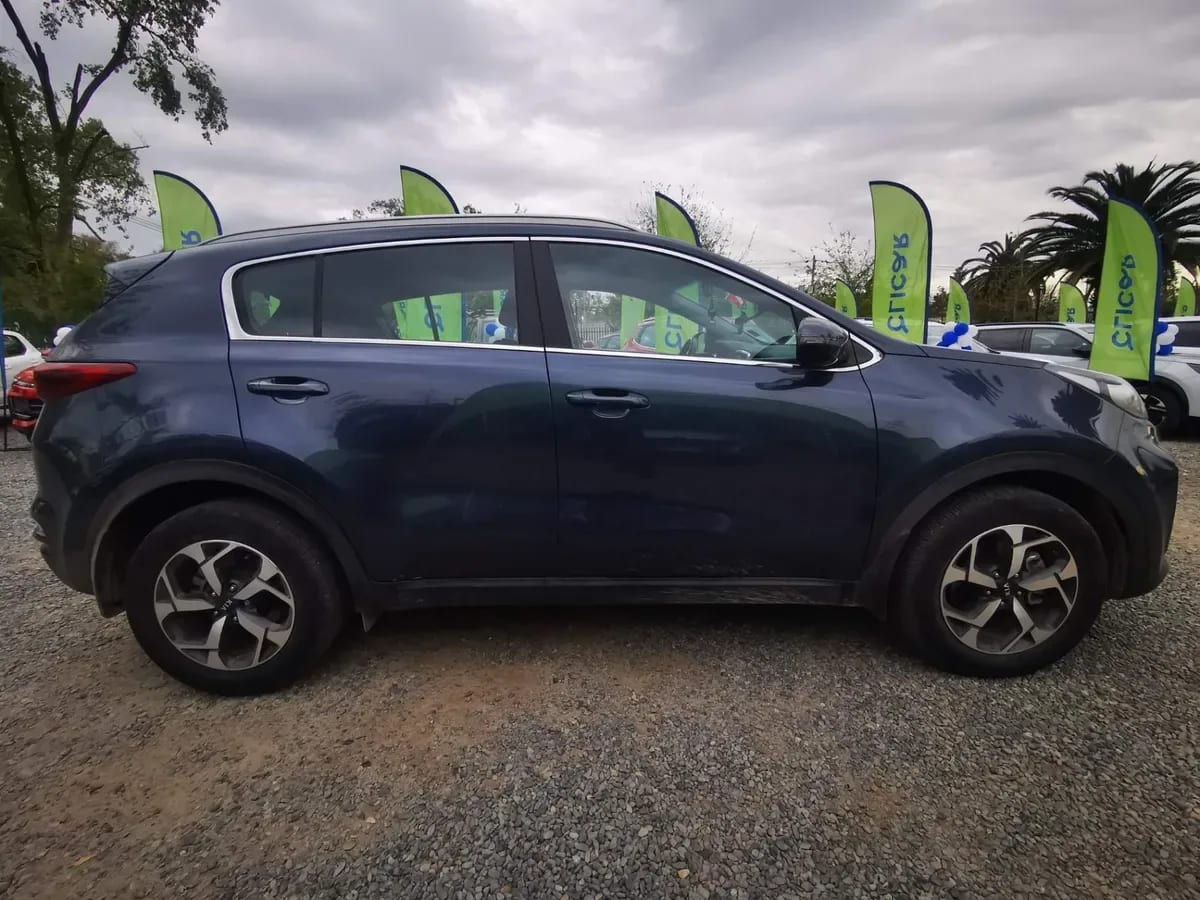 Kia Sportage 2.0 Lx 2wd 6at 5p año 2021
