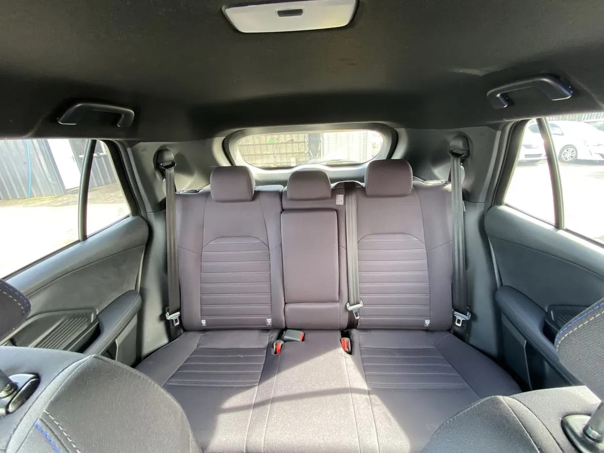 Toyota Yaris Cross 1.5 Xi 4x2 Cvt At 5p año 2025