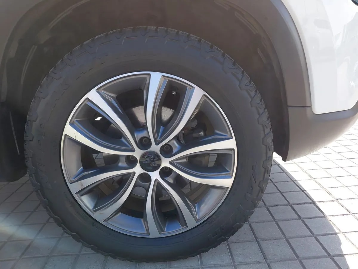 Ram 1000 2.0 Laramie 4x4 Dob. Cab. At 4p año 2021