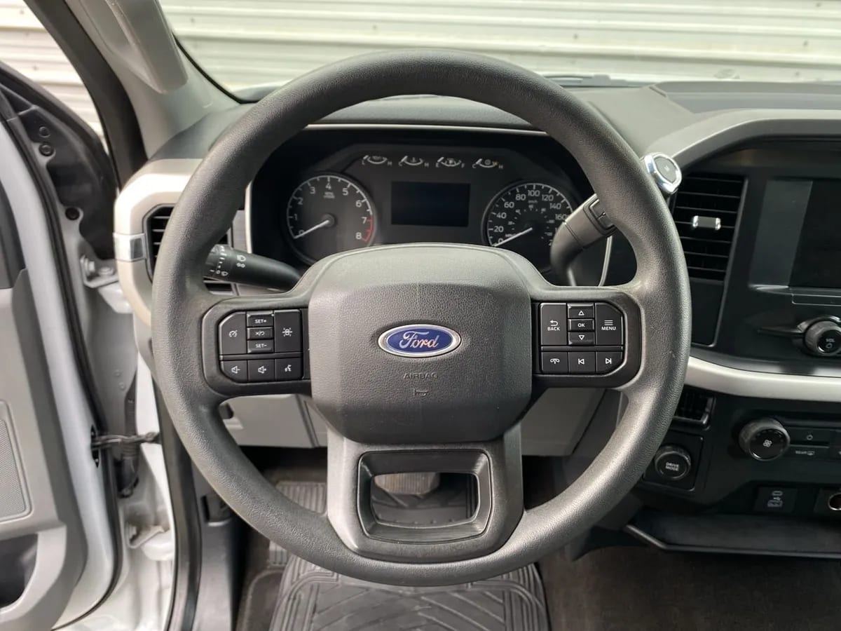 Ford F-150 3.3 Xlt Cc Dob. Cab. 4x2 At 4p año 2022