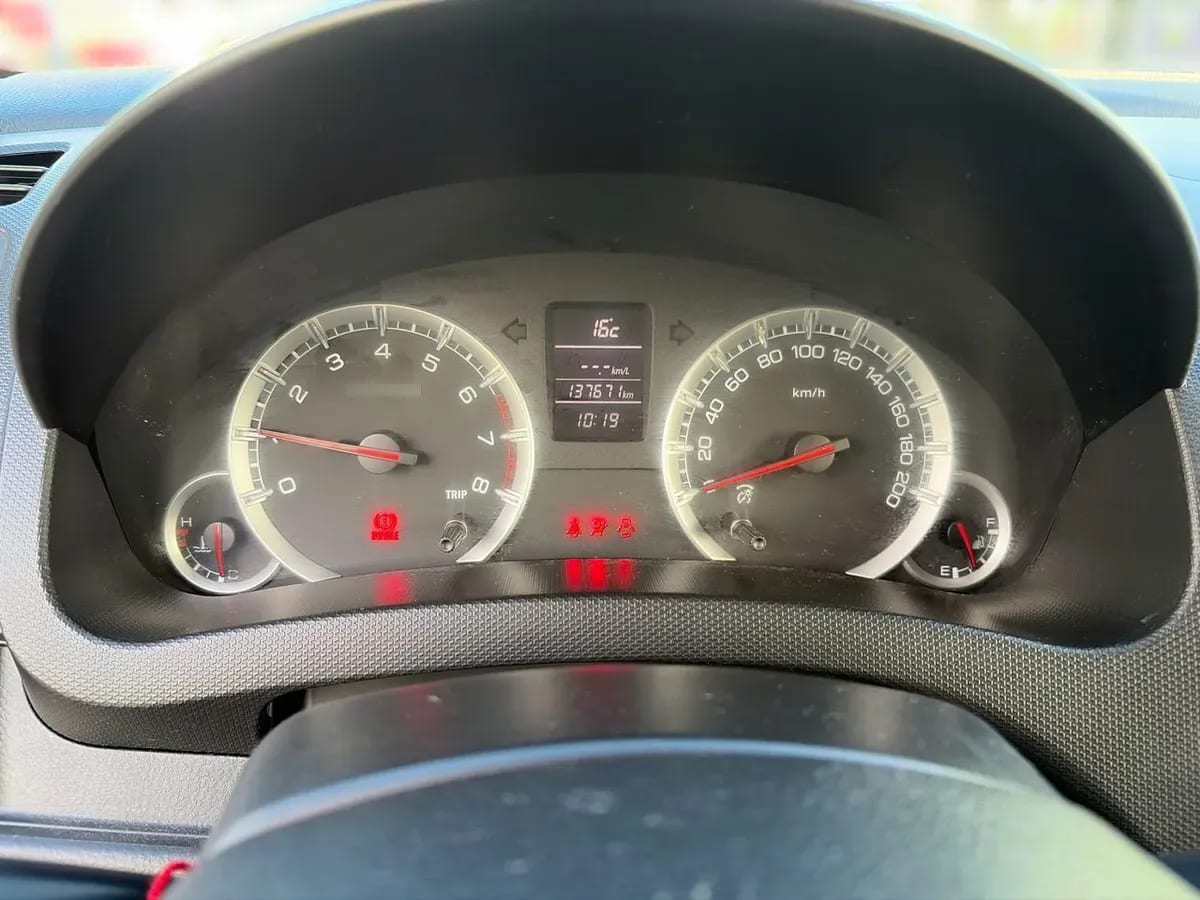 Suzuki Swift 1.2 Glx 4x2 Hb Ac Mt 5p año 2017