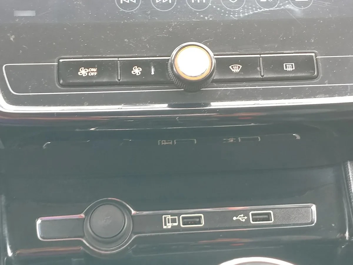 MG 5 1.5 Dlx 4x2 Mt 4p año 2024