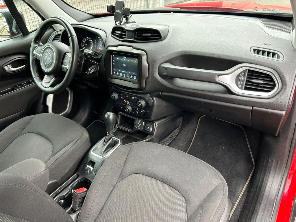 Jeep Renegade 1.8 Sport Lx 4x2 At 5p año 2023
