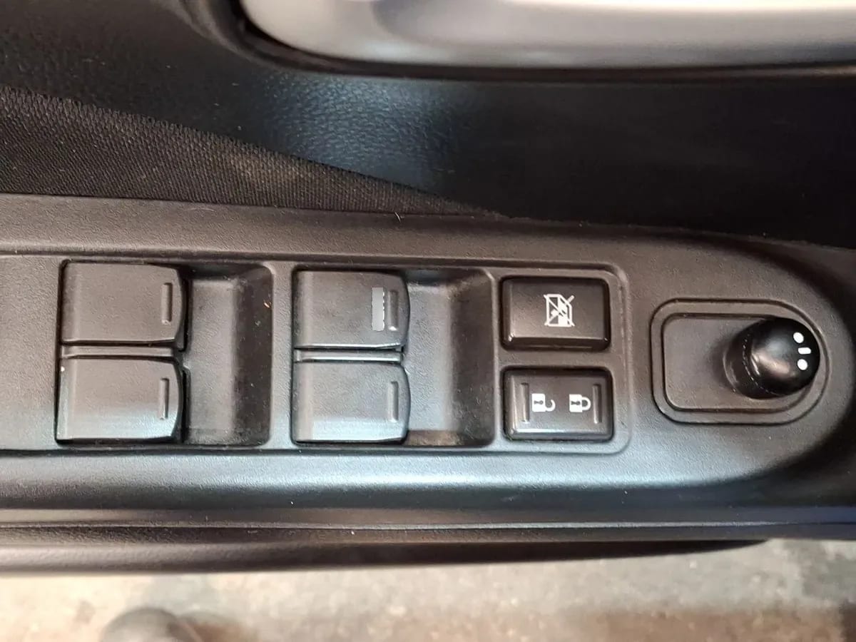Suzuki Celerio 1.0 Glx Sport Bt 4x2 Hb Ac Mt 5p año 2021