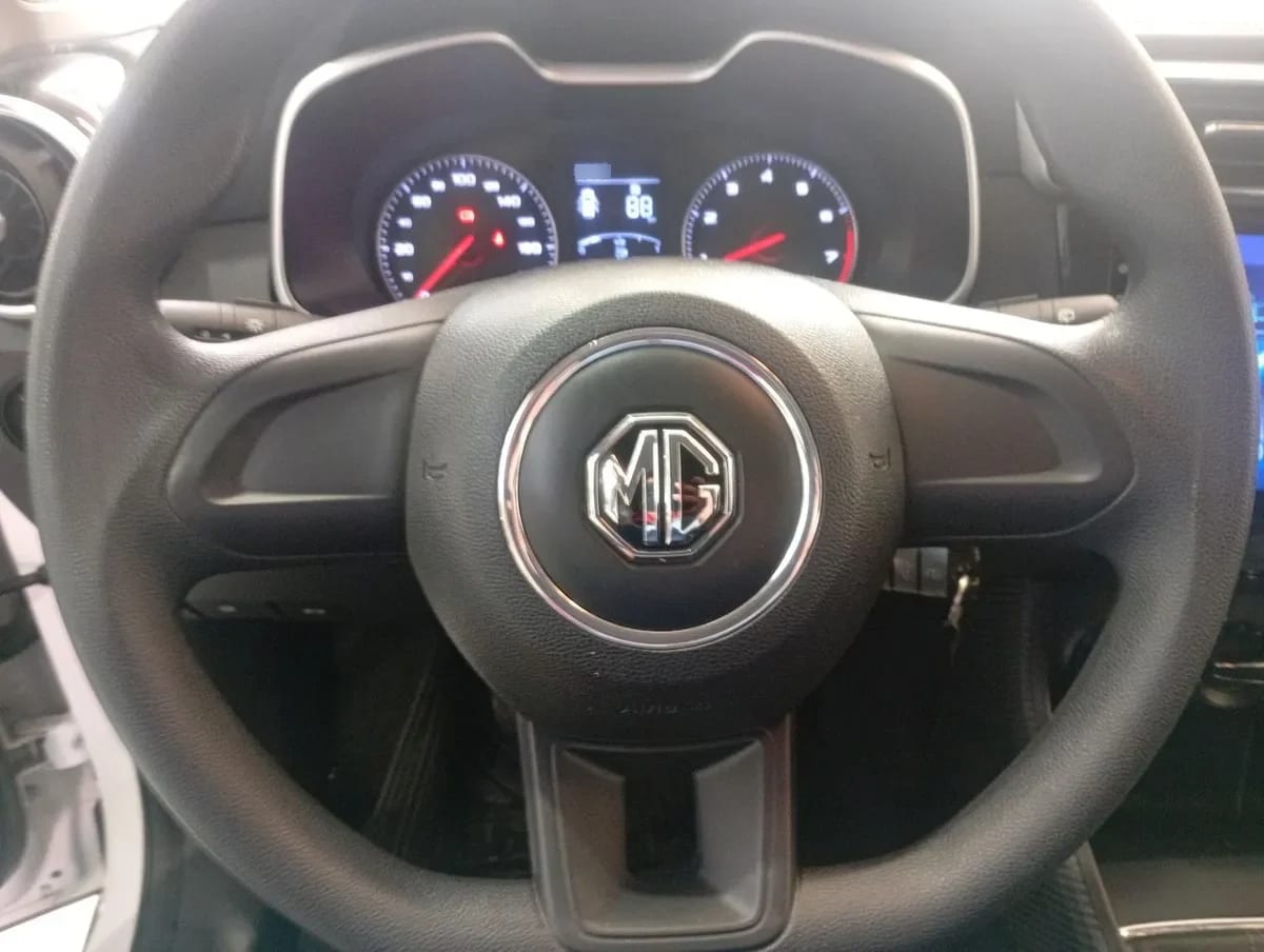 MG Mg Zs 1.5 Std 4x2 Mt 5p año 2023