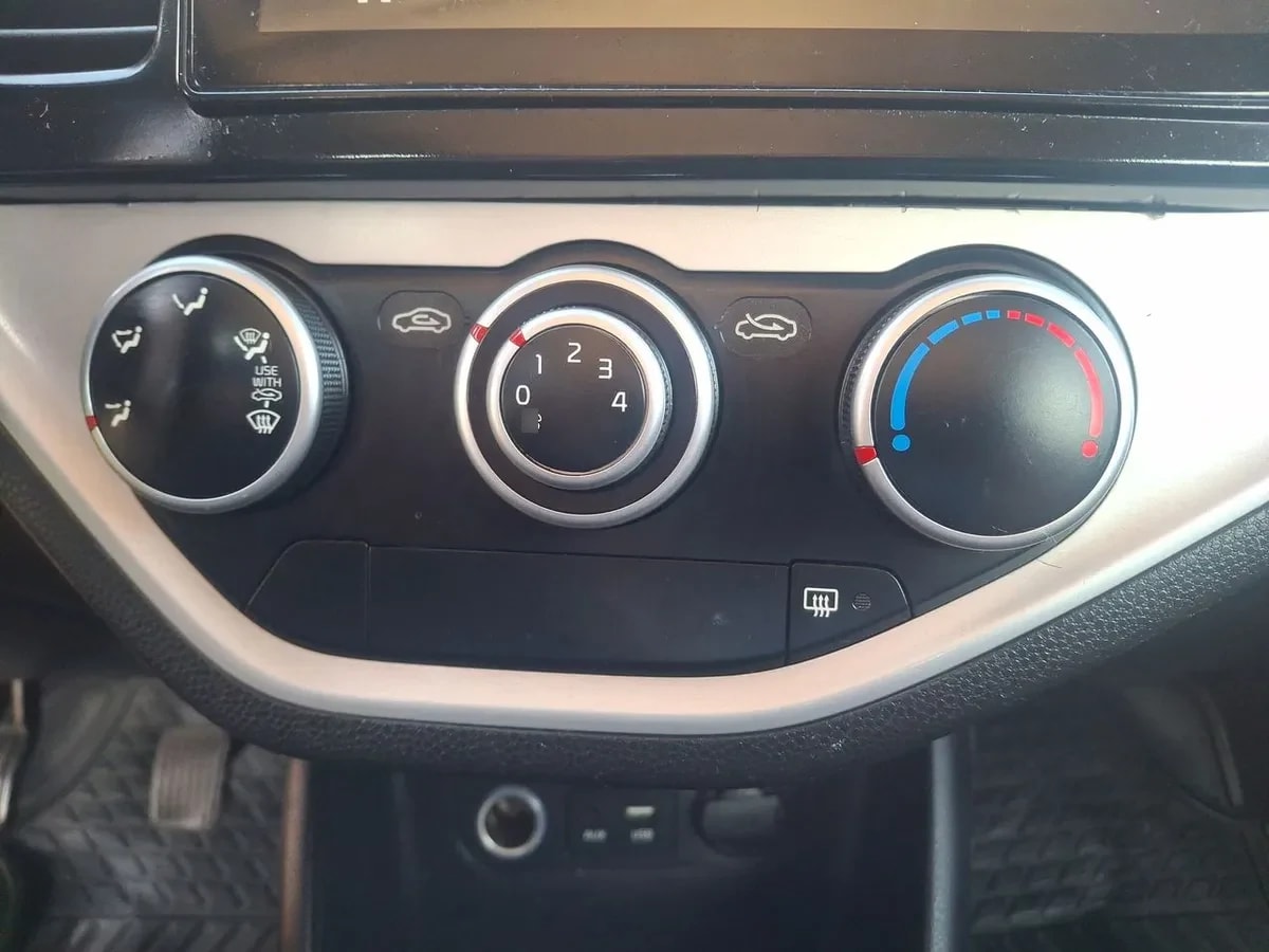 Kia Morning 1.2 Ex 4x2 Hb Dab Mt 5p año 2017