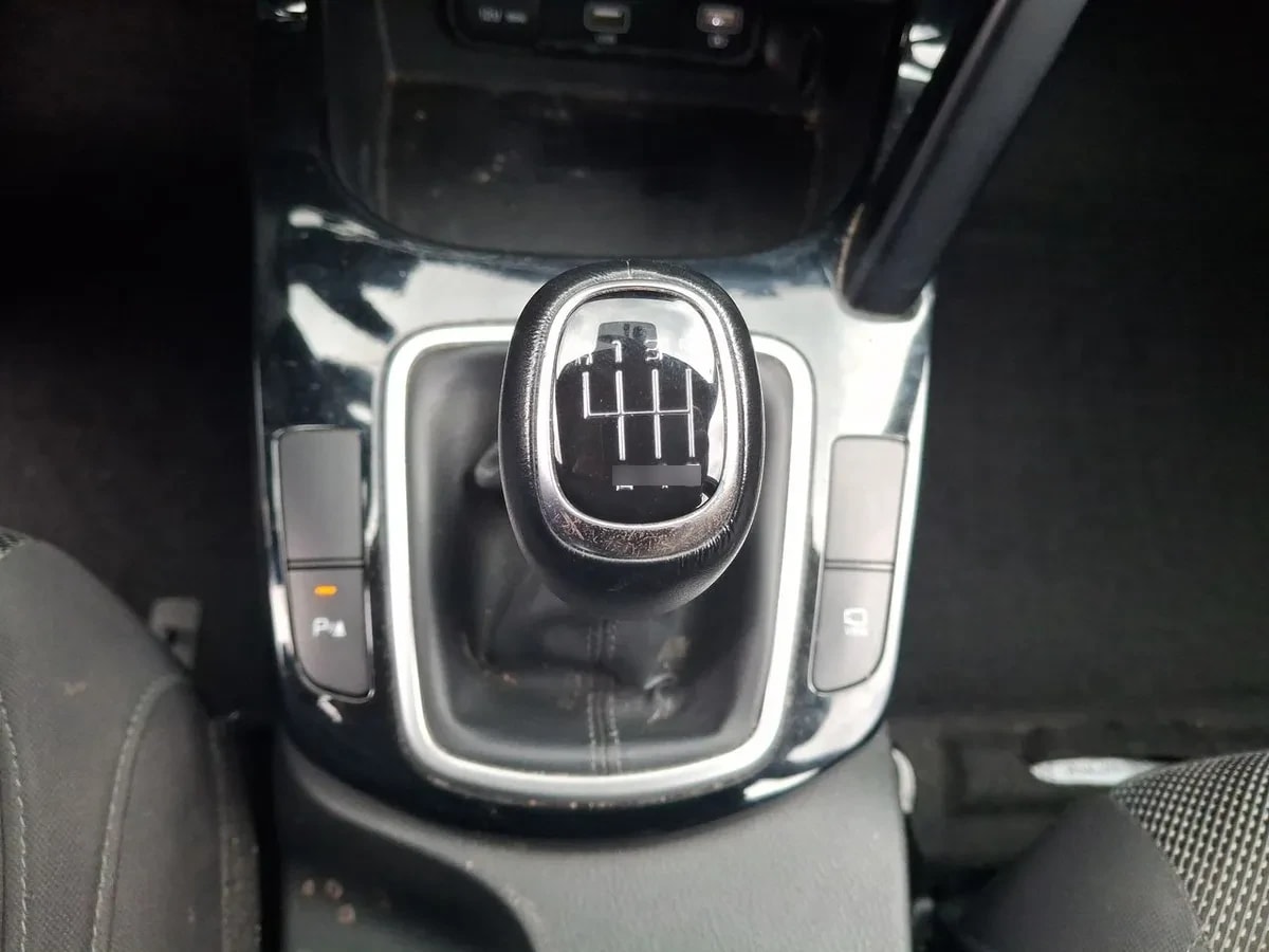 Kia Seltos 1.6 Ex Full 4x2 6mt 5p año 2023