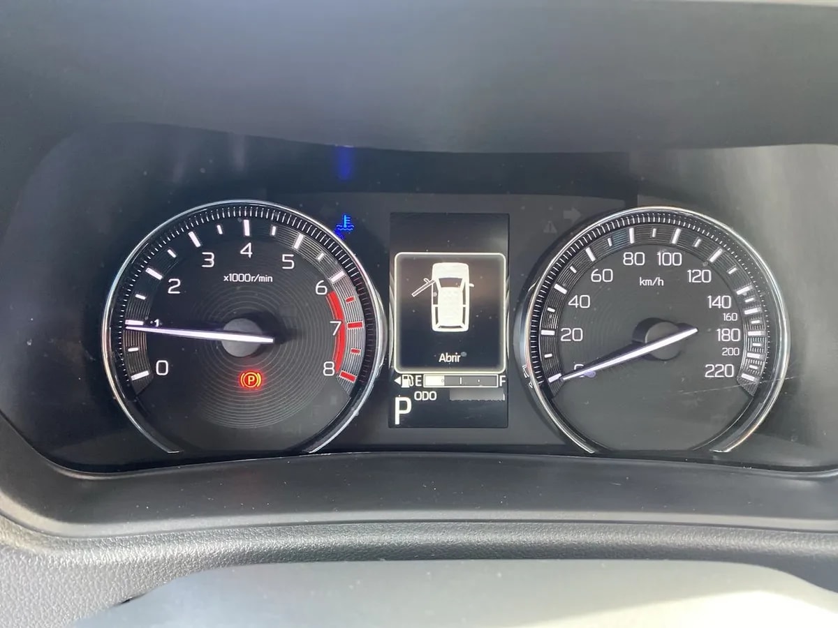 Toyota Yaris Cross 1.5 Xi 4x2 Cvt At 5p año 2025