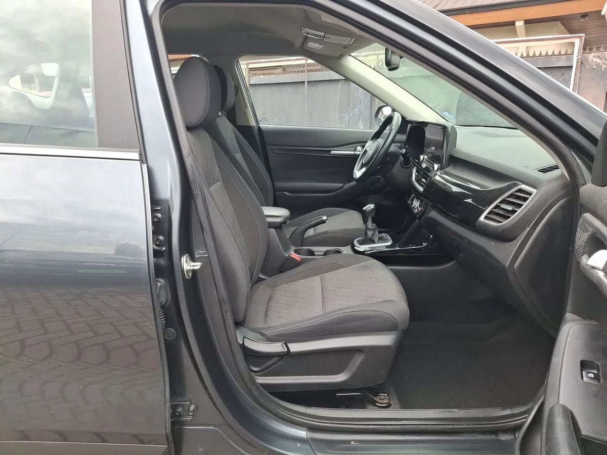 Kia Seltos 1.6 Ex Full 4x2 6mt 5p año 2023